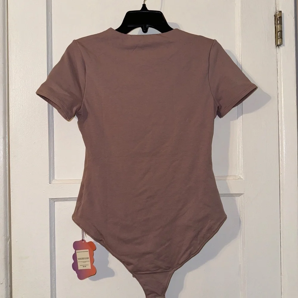 Snug Cotton shirt sleeve brief bodysuit NWT Large